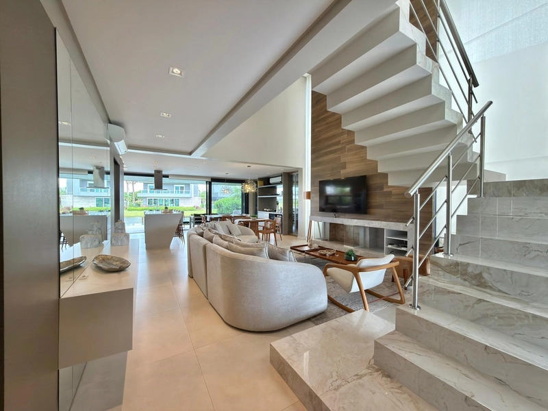 CONDOMÍNIO ENSEADA SOBRADO À VENDA BEIRA LAGO: 5ª foto da galeria de imagens do imóvel