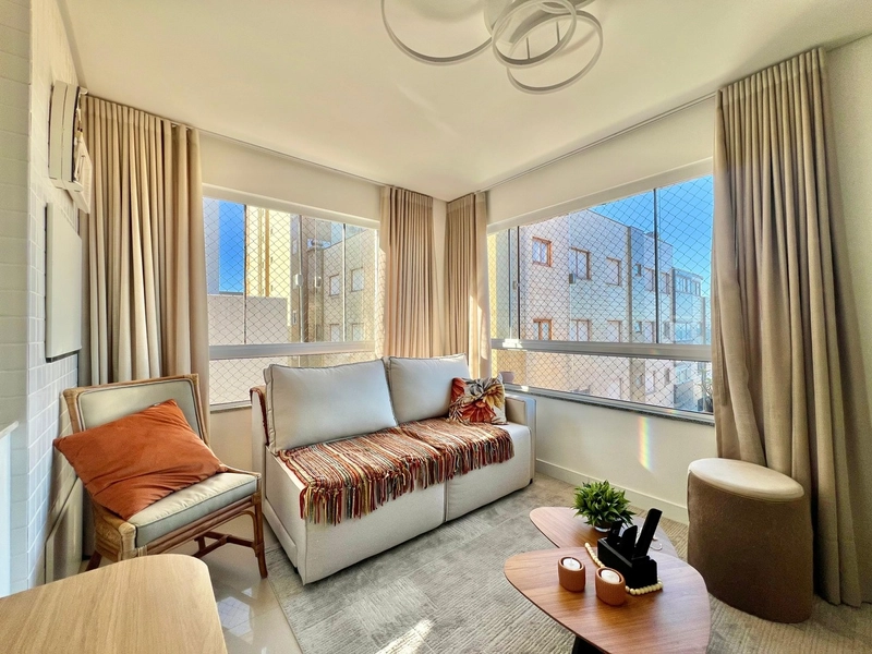 APARTAMENTO A VENDA COM VISTA MAR AO LADO DA PRAÇA FLÁVIO BOIANOWISKY: 5ª foto da galeria de imagens do imóvel