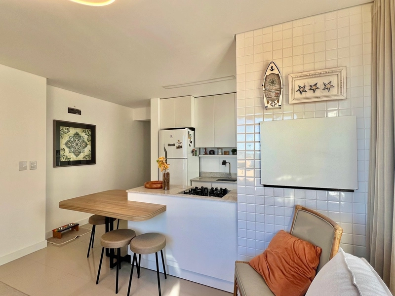 APARTAMENTO A VENDA COM VISTA MAR AO LADO DA PRAÇA FLÁVIO BOIANOWISKY: 9ª foto da galeria de imagens do imóvel