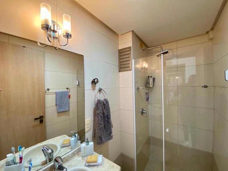 NA ESQUINA DA PRINCIPAL AV DE CAPÃO, 01 QUADRA DO MAR!: 16ª foto da galeria de imagens do imóvel