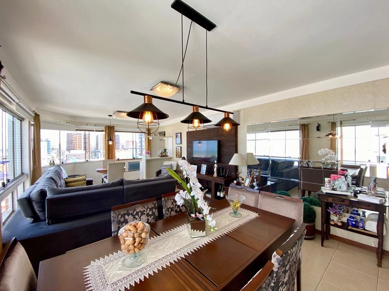 NA ESQUINA DA PRINCIPAL AV DE CAPÃO, 01 QUADRA DO MAR!: 3ª foto da galeria de imagens do imóvel