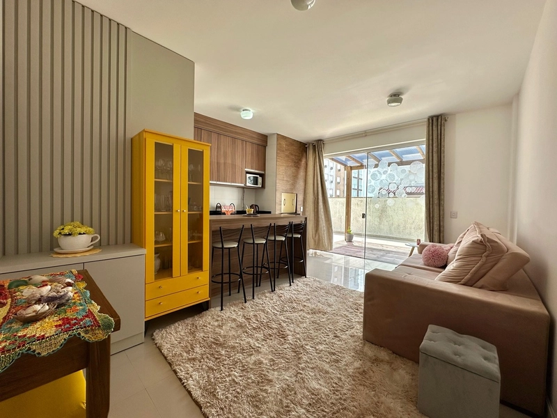APARTAMENTO COM TERREÇO LESTE NORTE: 1ª foto da galeria de imagens do imóvel