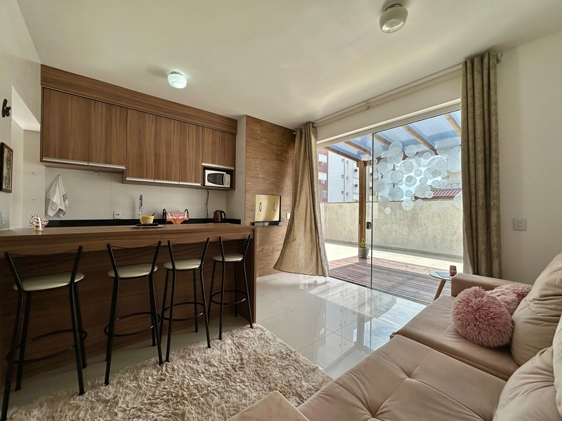 APARTAMENTO COM TERREÇO LESTE NORTE: 3ª foto da galeria de imagens do imóvel