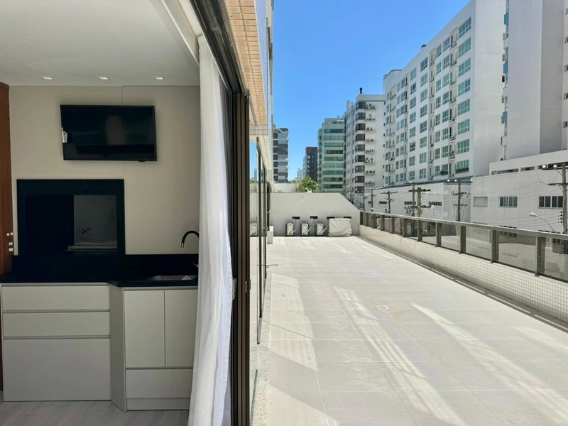 Terraço em L no Navegantes: 13ª foto da galeria de imagens do imóvel