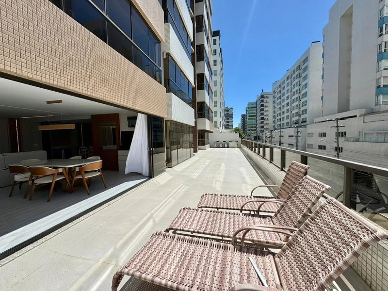 Terraço em L no Navegantes: 8ª foto da galeria de imagens do imóvel