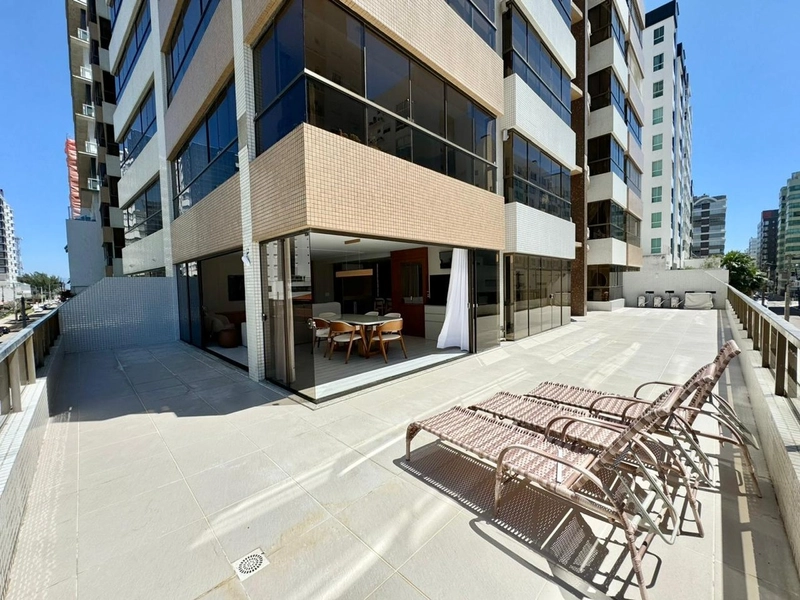 Terraço em L no Navegantes: 7ª foto da galeria de imagens do imóvel