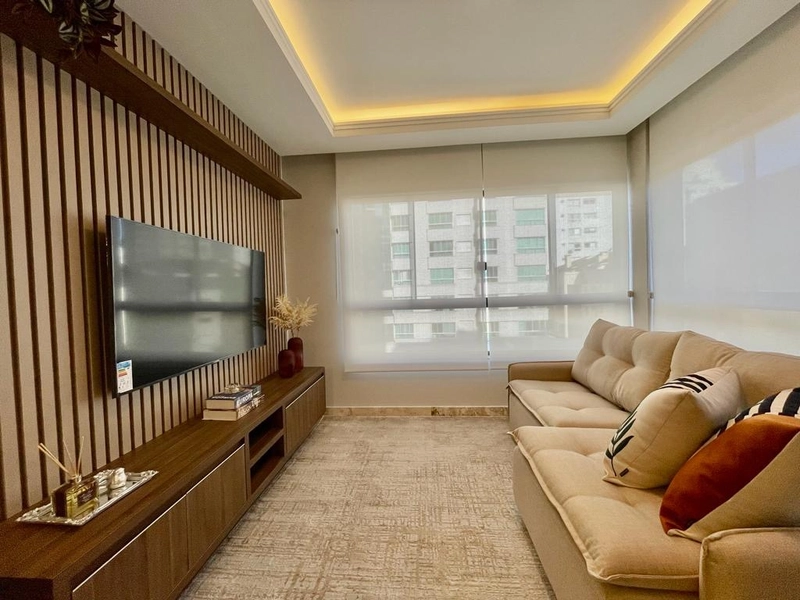 APARTAMENTO COM SACADA DE FRENTE PARA A PRAÇA DA MARINA!!!: 3ª foto da galeria de imagens do imóvel