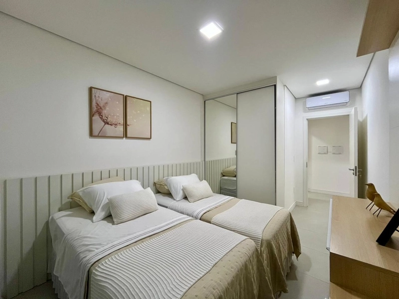 SOBRADO MOBILIADO E DECORADO A BEIRA DE LAGO NO CONDOMÍNIO MURANO: 20ª foto da galeria de imagens do imóvel