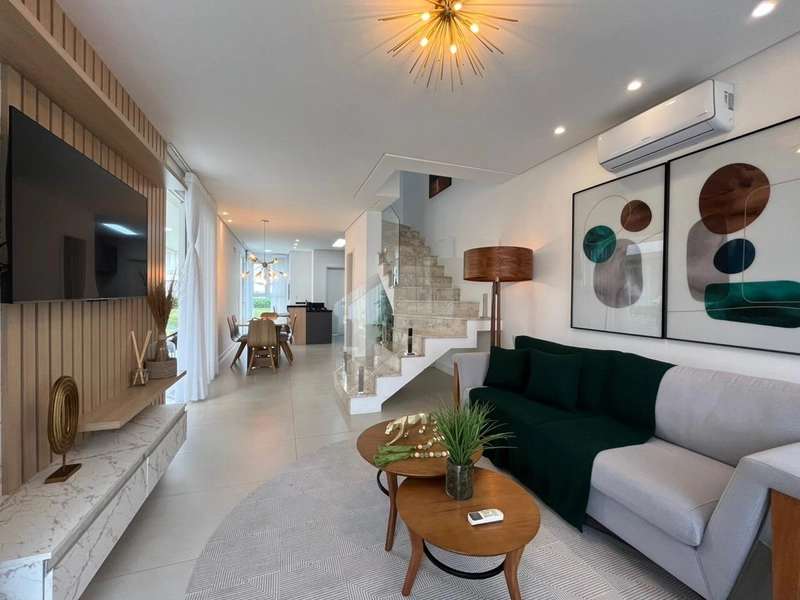 SOBRADO MOBILIADO E DECORADO A BEIRA DE LAGO NO CONDOMÍNIO MURANO: 5ª foto da galeria de imagens do imóvel