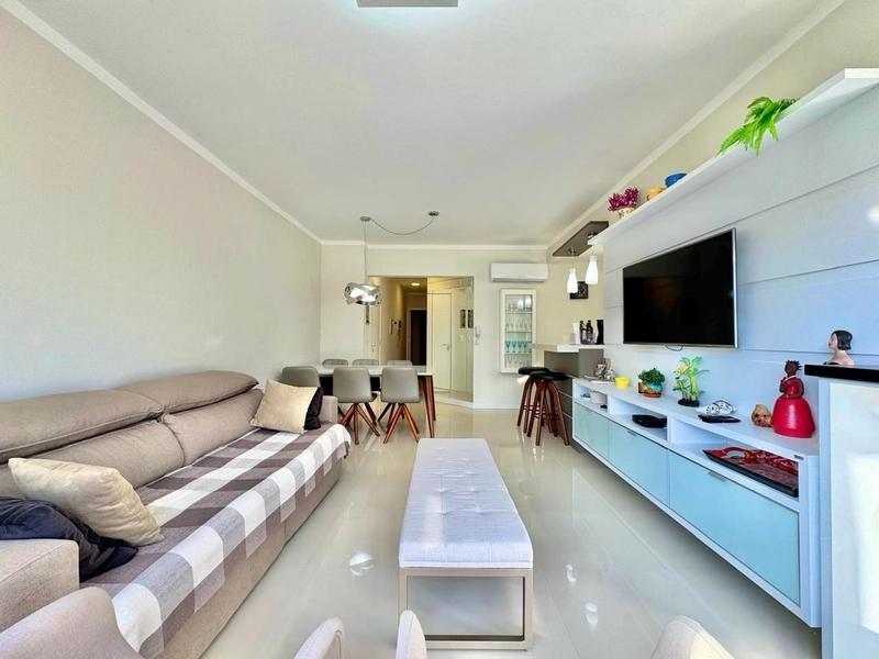 APARTAMENTO À VENDA COM VISTA ETERNA PARA O MAR E SERRA: 10ª foto da galeria de imagens do imóvel
