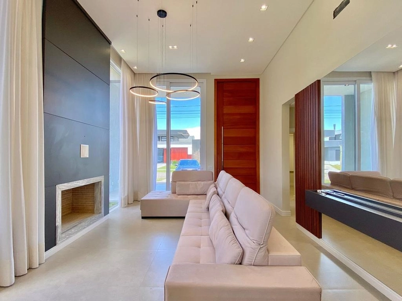 MAGNIFICA CASA NO CONDOMINIO QUE MAIS CRESCE EM CAPÃO DA CANOA: 5ª foto da galeria de imagens do imóvel