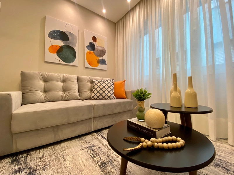 APARTAMENTO DECORADO, DE FRENTE PARA PRAÇA FLAVIO BOIANOVISK!!!: 4ª foto da galeria de imagens do imóvel