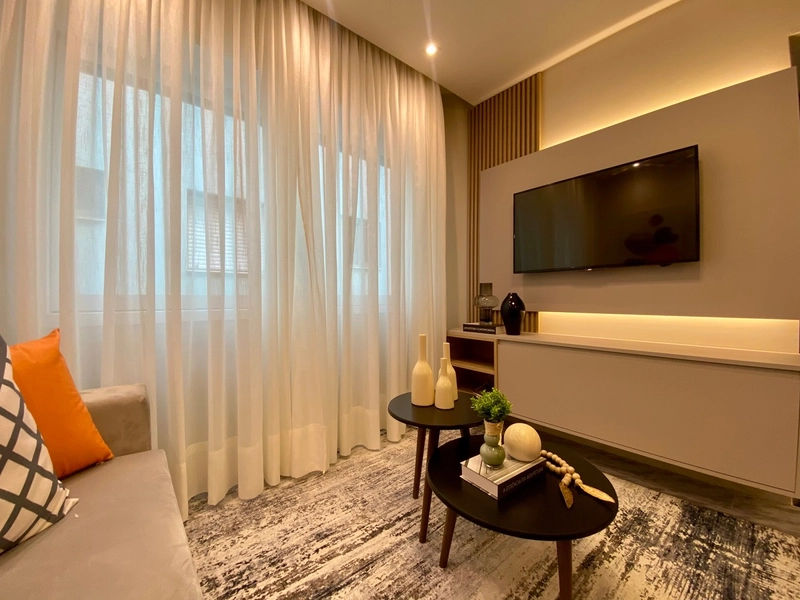 APARTAMENTO DECORADO, DE FRENTE PARA PRAÇA FLAVIO BOIANOVISK!!!: 5ª foto da galeria de imagens do imóvel