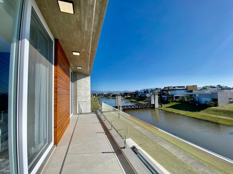 Sobrado Alto Padrão com 4 Suítes – Finamente Mobiliado e Decorado: 37ª foto da galeria de imagens do imóvel