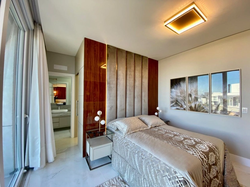 Sobrado Alto Padrão com 4 Suítes – Finamente Mobiliado e Decorado: 23ª foto da galeria de imagens do imóvel