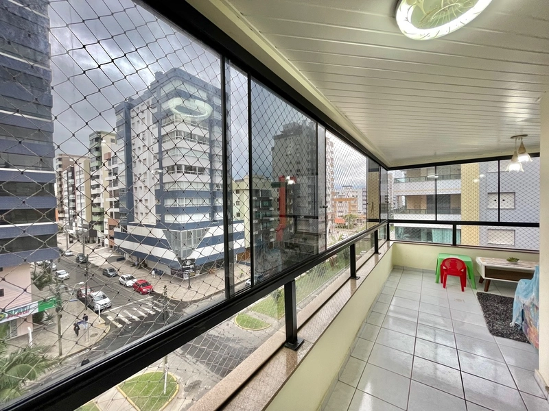 APARTAMENTO À VENDA DE FRENTE PARA A AVENIDA RUDÁ: 1ª foto da galeria de imagens do imóvel