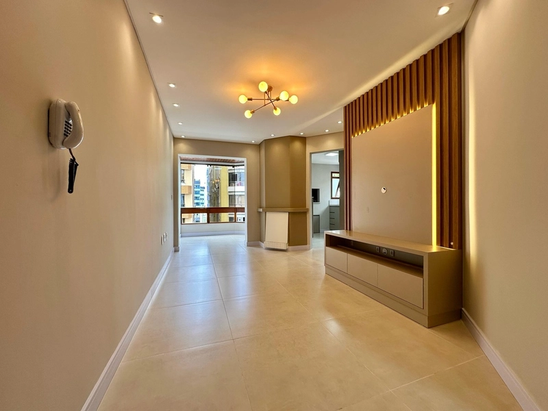 APARTAMENTO À VENDA! NO CORAÇÃO DA CIDADE!! TODO REFORMADO: 1ª foto da galeria de imagens do imóvel
