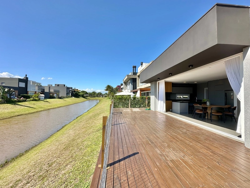 Casa Mobiliada com 4 Suítes à Beira do Lago no Capão Ilhas Resort: 20ª foto da galeria de imagens do imóvel