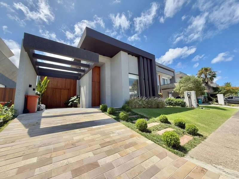 Casa Mobiliada com 4 Suítes à Beira do Lago no Capão Ilhas Resort: 1ª foto da galeria de imagens do imóvel