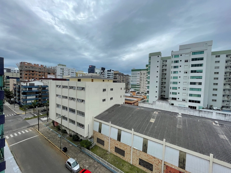 APARTAMENTO AMPLO NEGOCIO DE OCASIAO NA NAVEGANTES: 3ª foto da galeria de imagens do imóvel