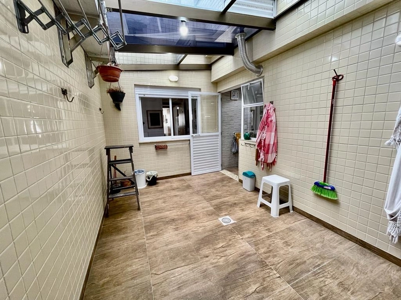 LINDO APARTAMENTO COM TERRAÇO COBERTO: 13ª foto da galeria de imagens do imóvel