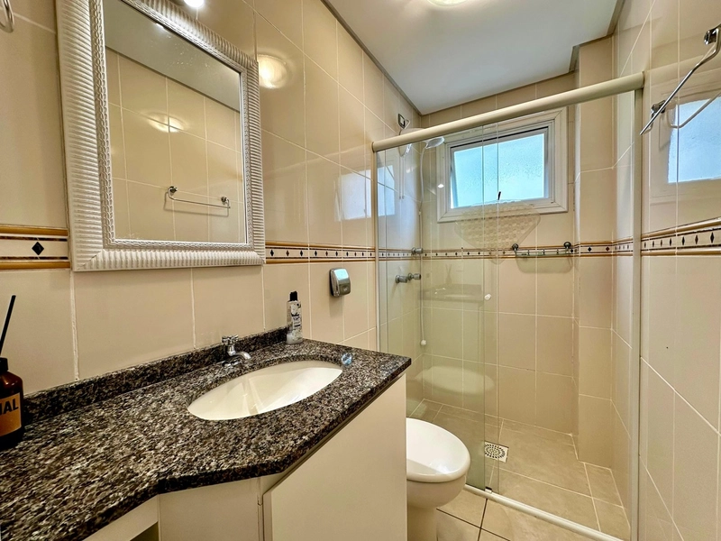 LINDO APARTAMENTO APENAS 1 QUADRA DO MAR: 20ª foto da galeria de imagens do imóvel