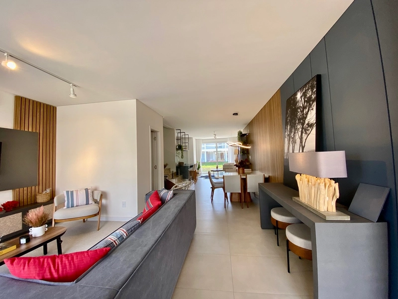 DECORADA BEIRA LAGO EM 60X: 2ª foto da galeria de imagens do imóvel