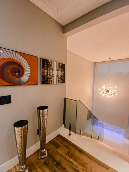 CONDOMÍNIO VELAS DA MARINA, CASA COM PISCINA NO SEGUNDO PAVIMENTO!: 4ª foto da galeria de imagens do imóvel