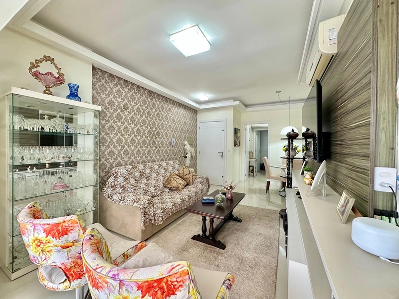 APARTAMENTO À VENDA COM VISTA PARA O MAR OPORTUNIDADE: 3ª foto da galeria de imagens do imóvel