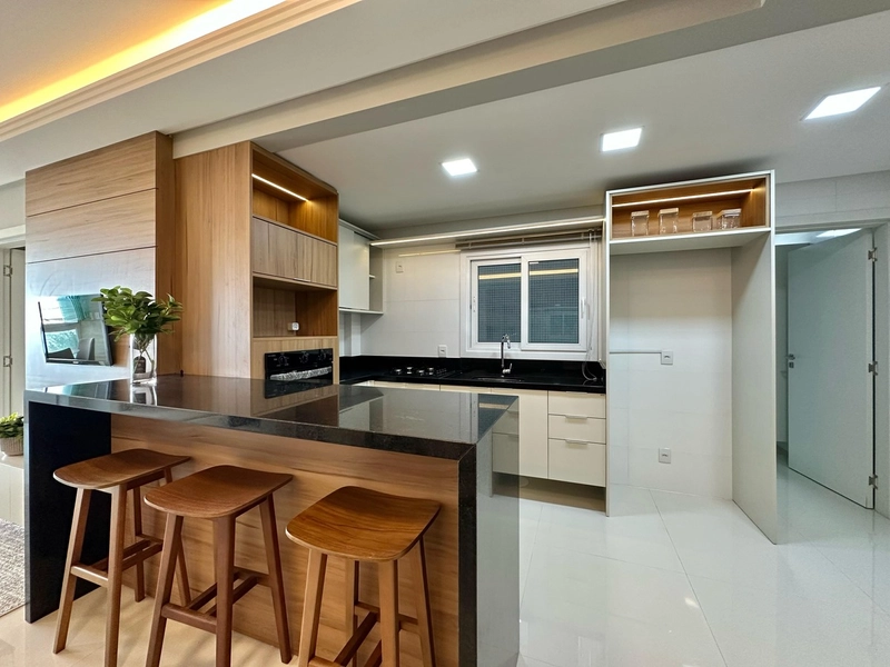 APARTAMENTO À VENDA: DE FRENTE PARA O MAR: 16ª foto da galeria de imagens do imóvel