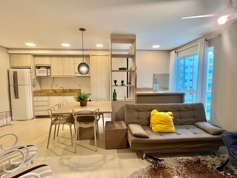 Apartamento de 01 dormitório no Navegantes - uma quadra do mar: 3ª foto da galeria de imagens do imóvel