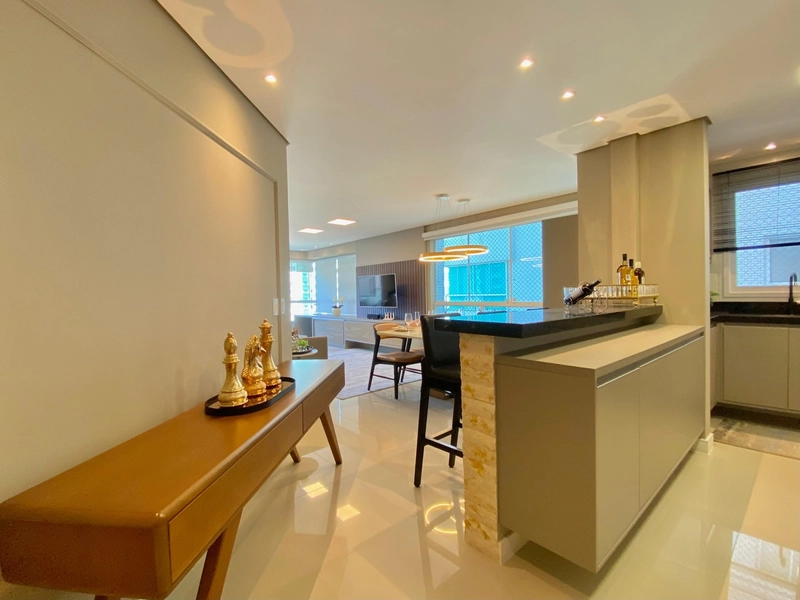 PRÉDIO COM INFRAESTRUTURA DE RESORT, FRENTE PRAÇA: 10ª foto da galeria de imagens do imóvel