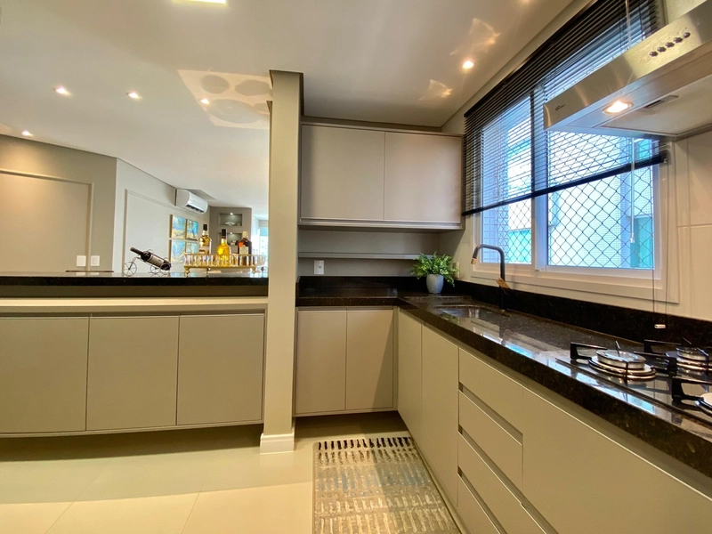 PRÉDIO COM INFRAESTRUTURA DE RESORT, FRENTE PRAÇA: 13ª foto da galeria de imagens do imóvel