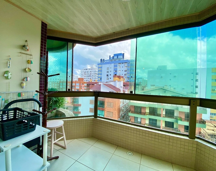 APARTAMENTO COM VISTA LIBERADA PARA O MAR E PRAÇA DO FAROL!!!: 10ª foto da galeria de imagens do imóvel