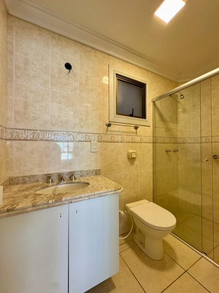 APARTAMENTO À VENDA  COM VISTA ETERNA PARA MAR E PRAÇA - RARIDADE: 13ª foto da galeria de imagens do imóvel