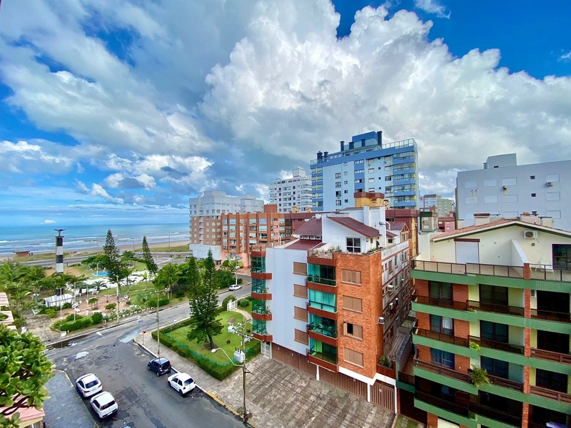 APARTAMENTO COM VISTA LIBERADA PARA O MAR E PRAÇA DO FAROL!!!: 1ª foto da galeria de imagens do imóvel