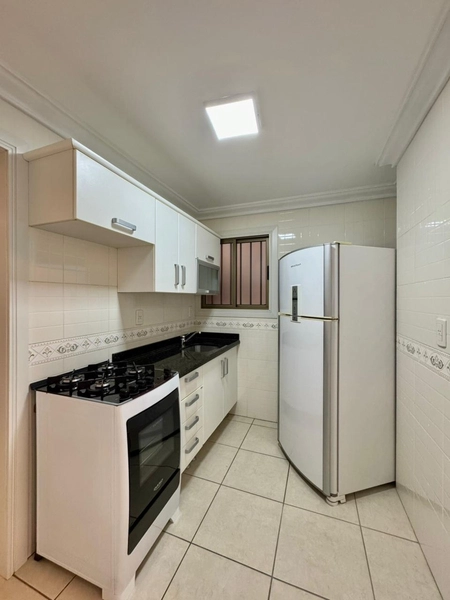 APARTAMENTO À VENDA  COM VISTA ETERNA PARA MAR E PRAÇA - RARIDADE: 11ª foto da galeria de imagens do imóvel