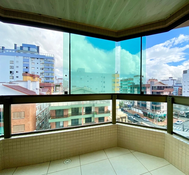 APARTAMENTO COM VISTA LIBERADA PARA O MAR E PRAÇA DO FAROL!!!: 20ª foto da galeria de imagens do imóvel