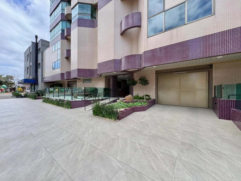 APARTAMENTO À VENDA  COM VISTA ETERNA PARA MAR E PRAÇA - RARIDADE: 20ª foto da galeria de imagens do imóvel