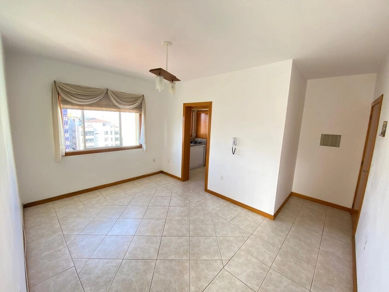 APARTAMENTO COM VISTA PARA SERRA! PRÓXIMO A PRAÇA LUÍS BASSANI!: 17ª foto da galeria de imagens do imóvel