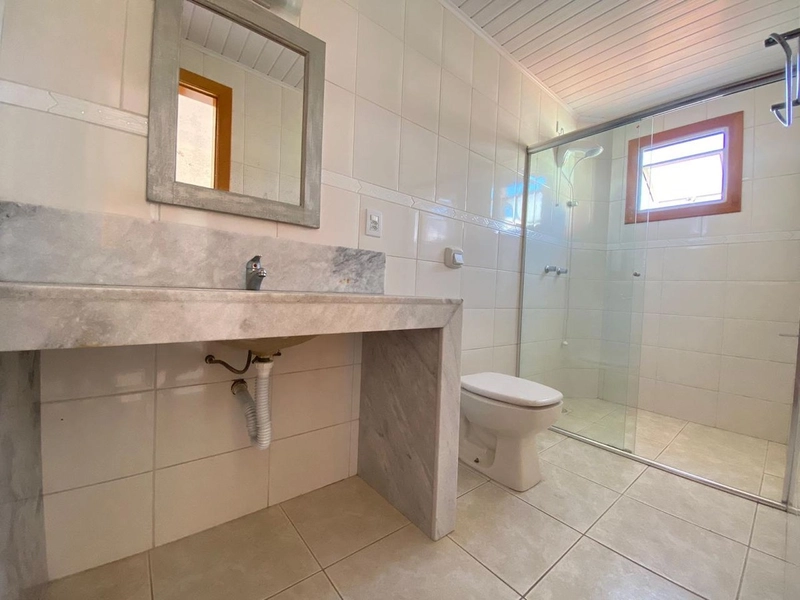 APARTAMENTO COM VISTA PARA SERRA! PRÓXIMO A PRAÇA LUÍS BASSANI!: 12ª foto da galeria de imagens do imóvel