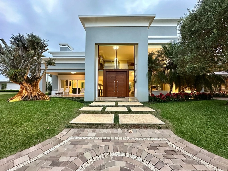 MANSÃO CONDOMÍNIO ATLÂNTIDA ILHAS PARK: 1ª foto da galeria de imagens do imóvel