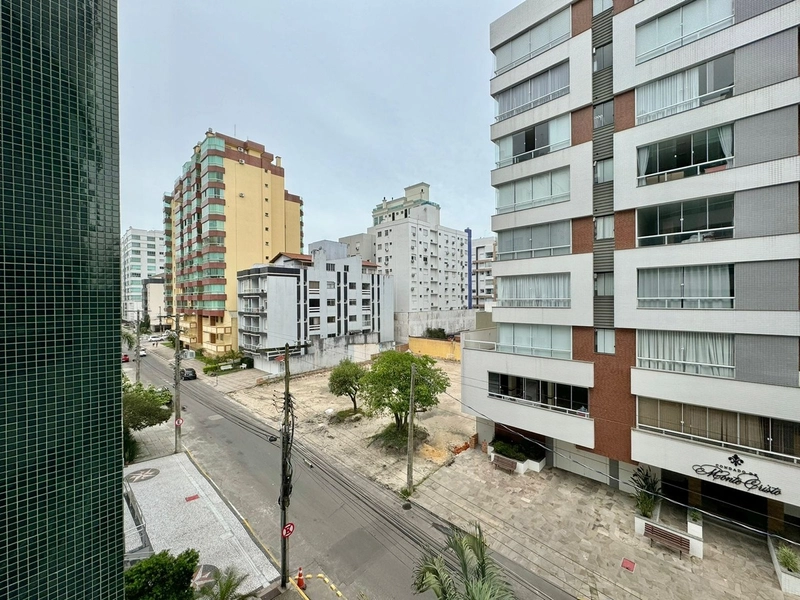 SACADA DE FRENTE COM CHURRAQUEIRA, APTO MUITO BEM EQUIPADO!: 9ª foto da galeria de imagens do imóvel