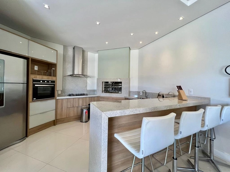 Navegantes com terraço vista mar: 47ª foto da galeria de imagens do imóvel