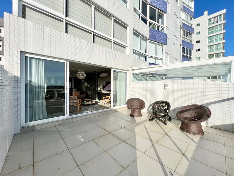 Navegantes com terraço vista mar: 12ª foto da galeria de imagens do imóvel