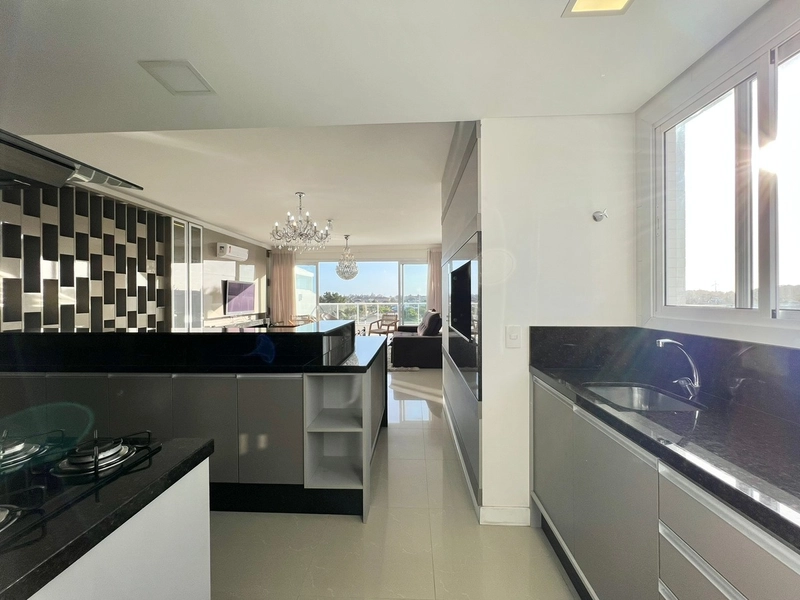 Navegantes com terraço vista mar: 18ª foto da galeria de imagens do imóvel