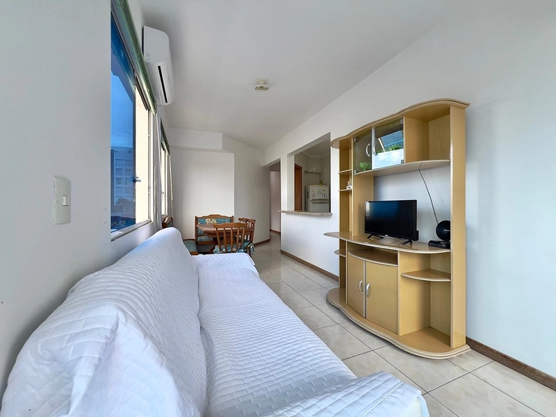 APARTAMENTO DE DOIS DOMITÓRIOS NO CENTRO: 11ª foto da galeria de imagens do imóvel