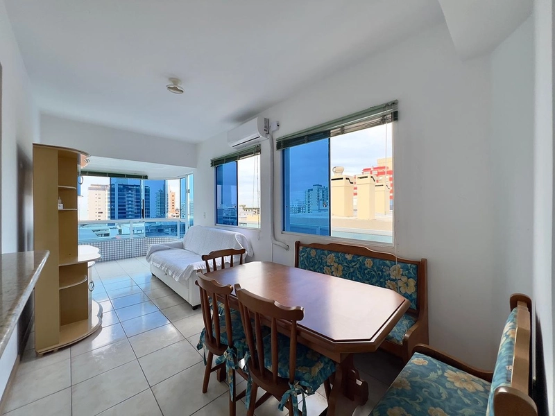 APARTAMENTO DE DOIS DOMITÓRIOS NO CENTRO: 10ª foto da galeria de imagens do imóvel