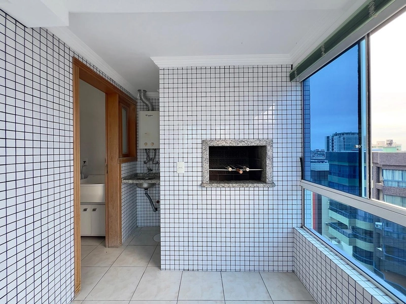 APARTAMENTO DE DOIS DOMITÓRIOS NO CENTRO: 21ª foto da galeria de imagens do imóvel