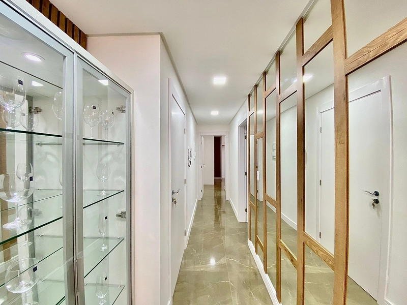 Apartamento mobiliado e decorado no Navegantes em 60x: 18ª foto da galeria de imagens do imóvel